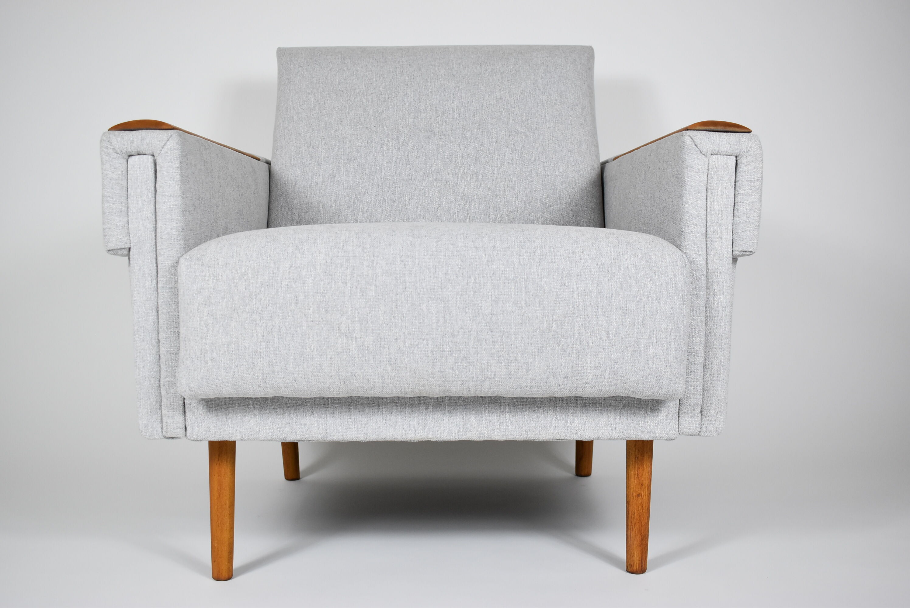 Mid-century modern armchair, restored, 1960, light grey fabric