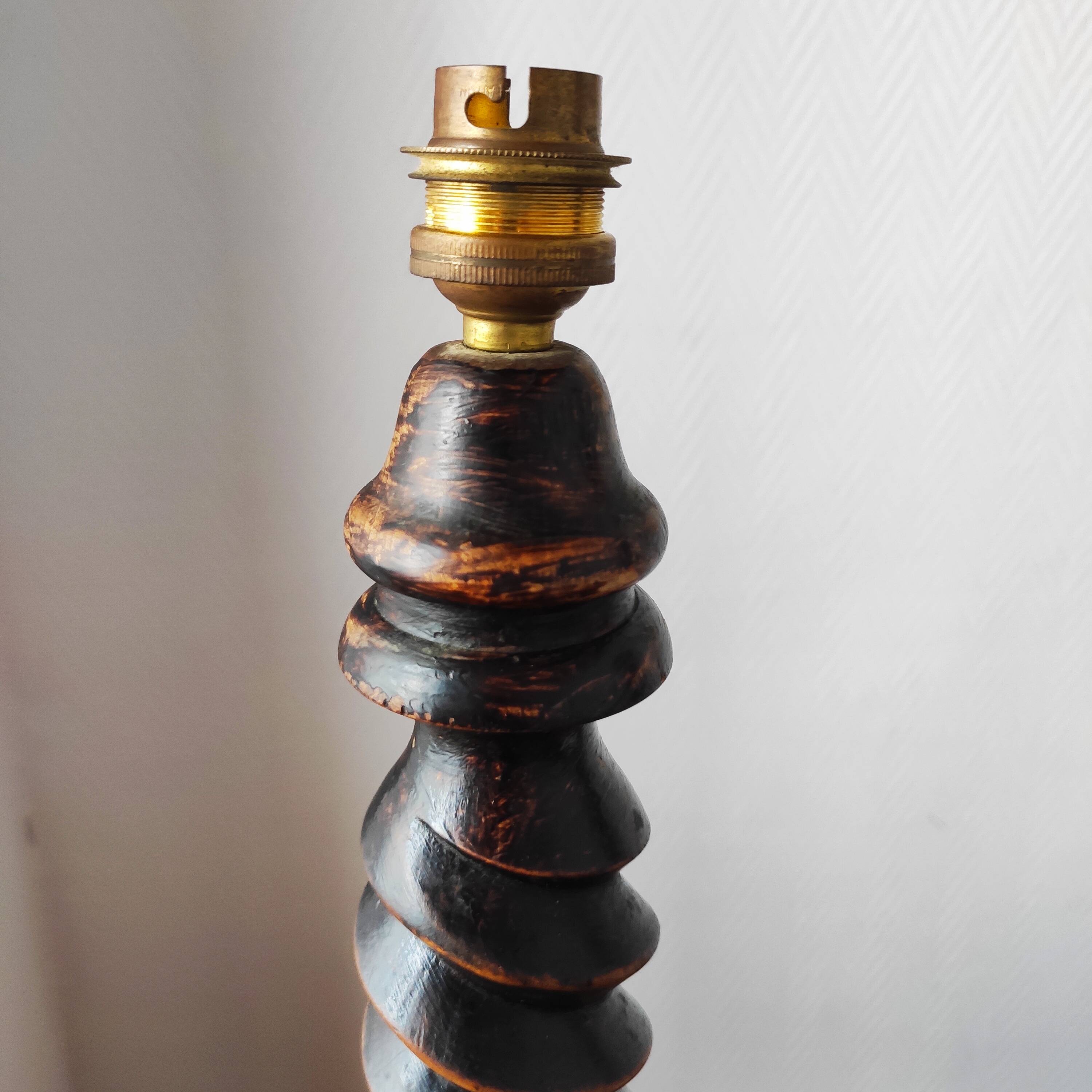 Vintage French lamp 1950/60 in turned wood