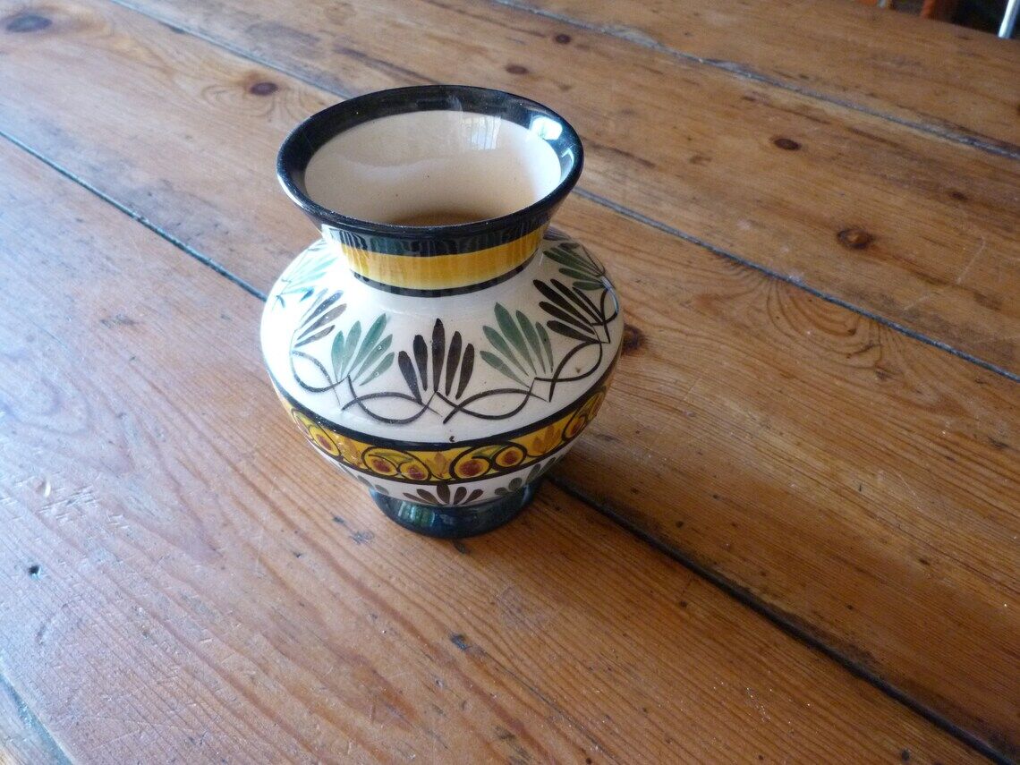 Vase vintage breton St Jean De Bretagne faience
