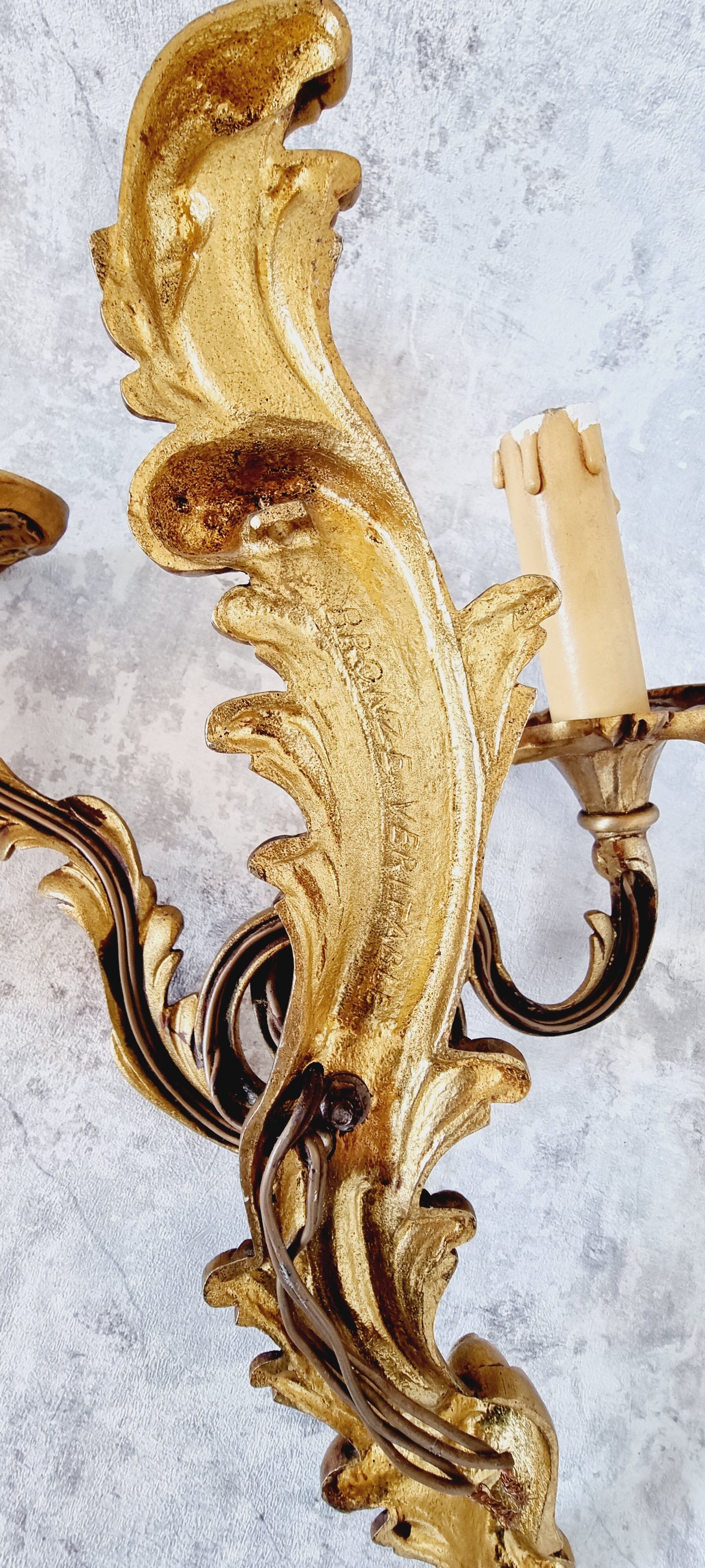 Pair of wall sconces in real bronze Louis XVI style