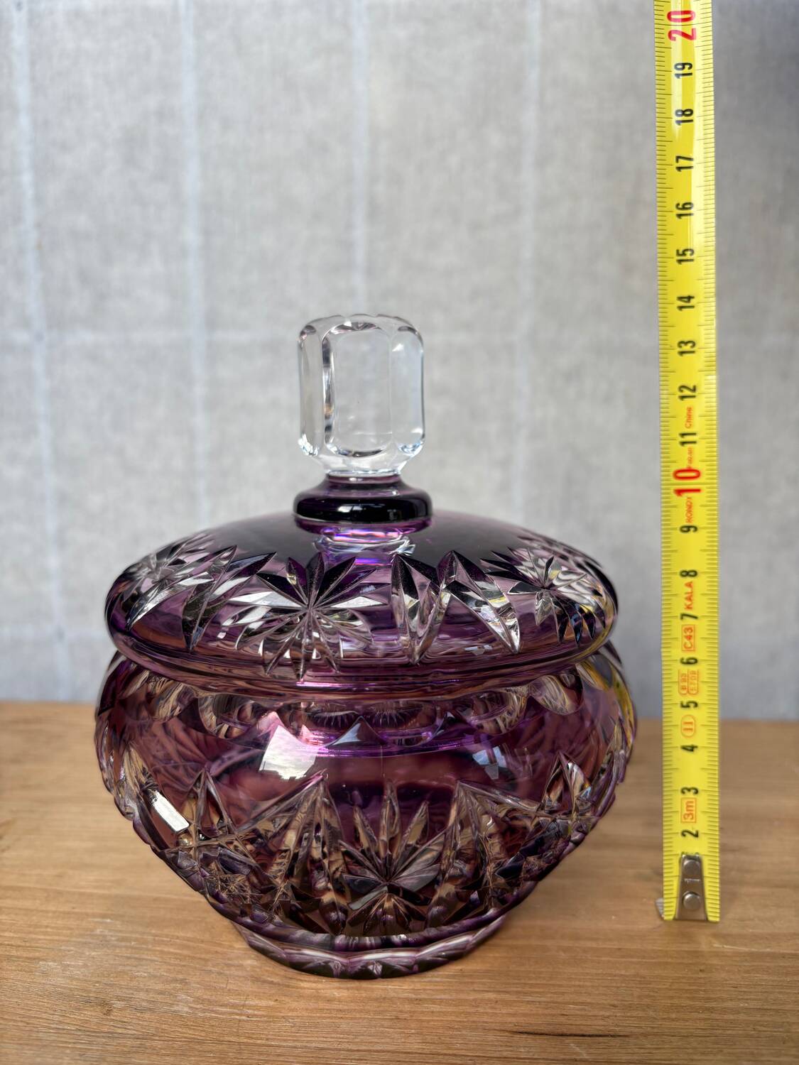 Amethyst cut Bohemian crystal bonbonnière – 20th century