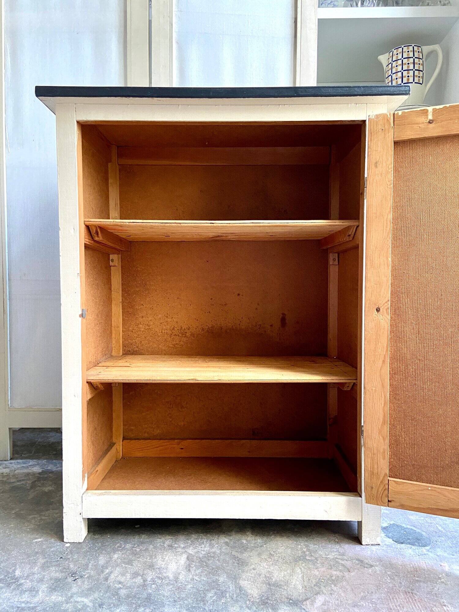 Confiturier parisien en bois beige et noir