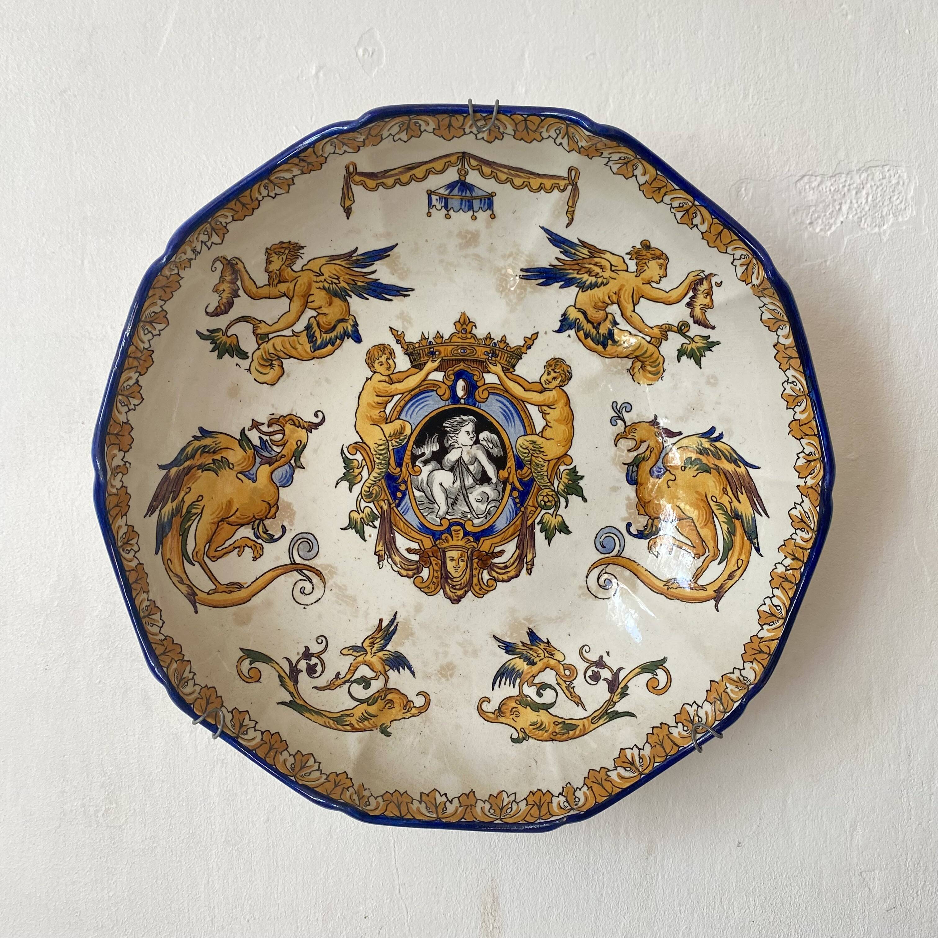 Renaissance decorated earthenware salad bowl from Gien.