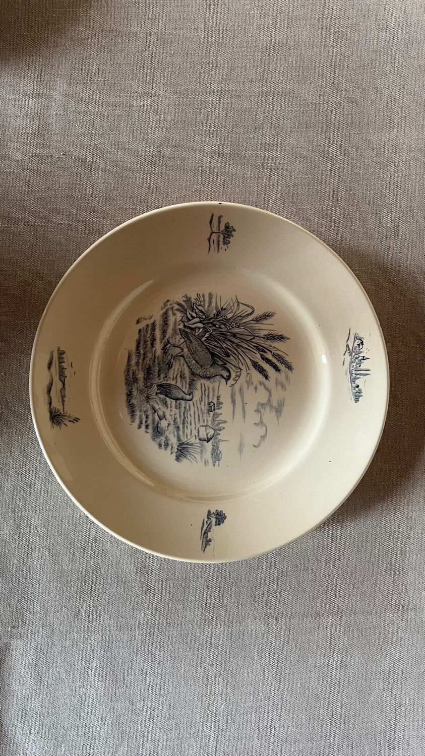 Lot of 4 old Longchamp plates