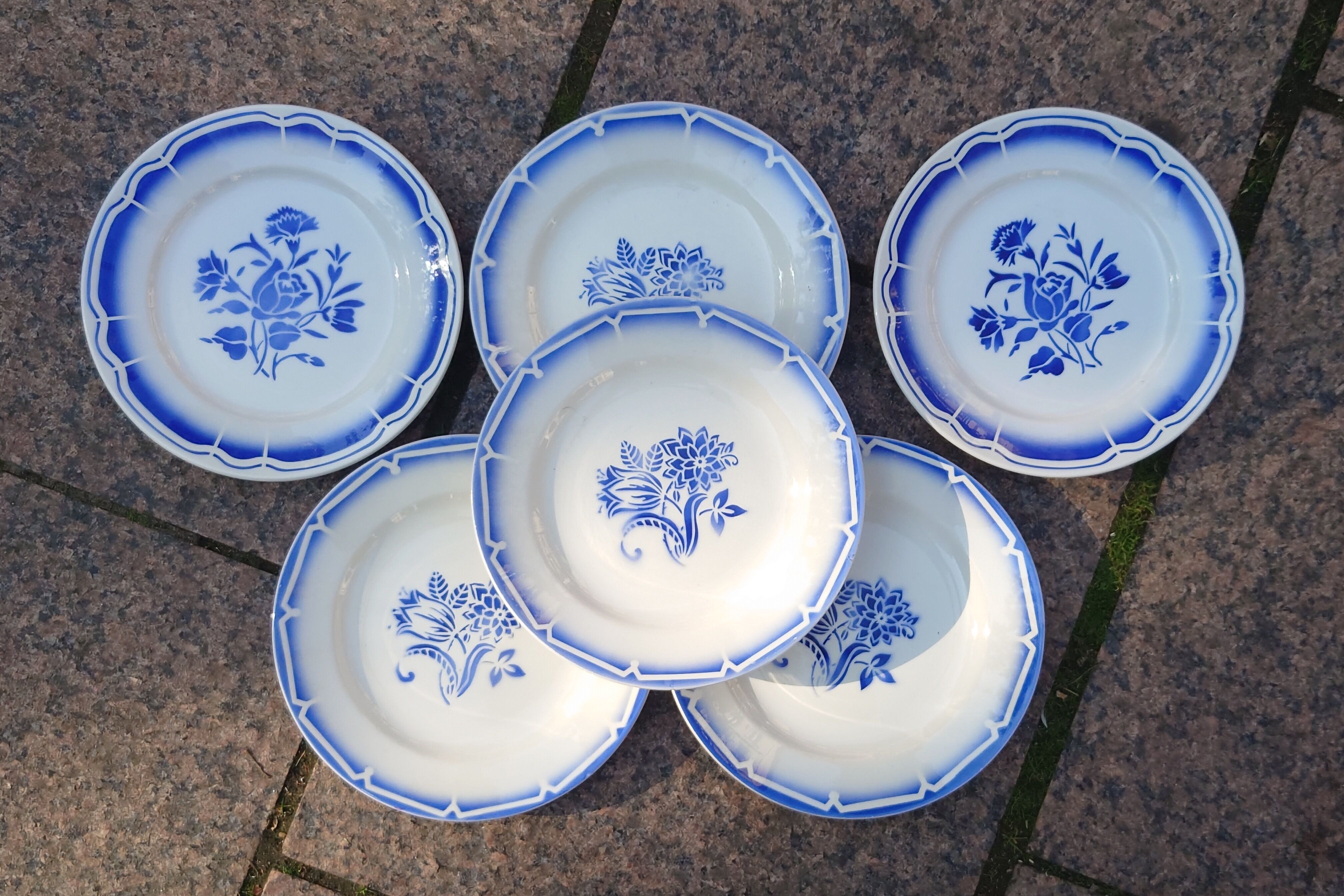 6 old blue flat plates mismatched