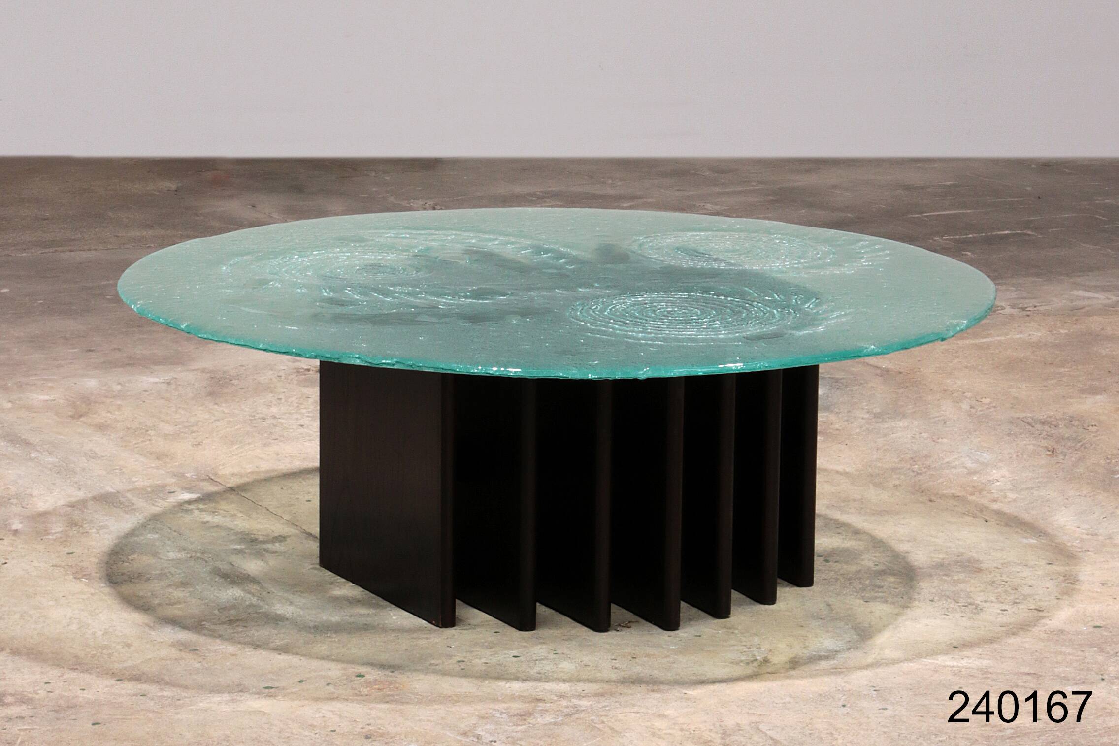 Sculptural glass coffee table by Heinz Lilienthal 1970, Germany