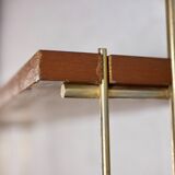Modular shelves String style