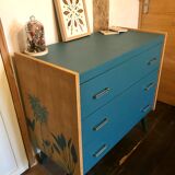 Vintage chest of drawers