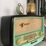 Vintage Sonneclair radio station