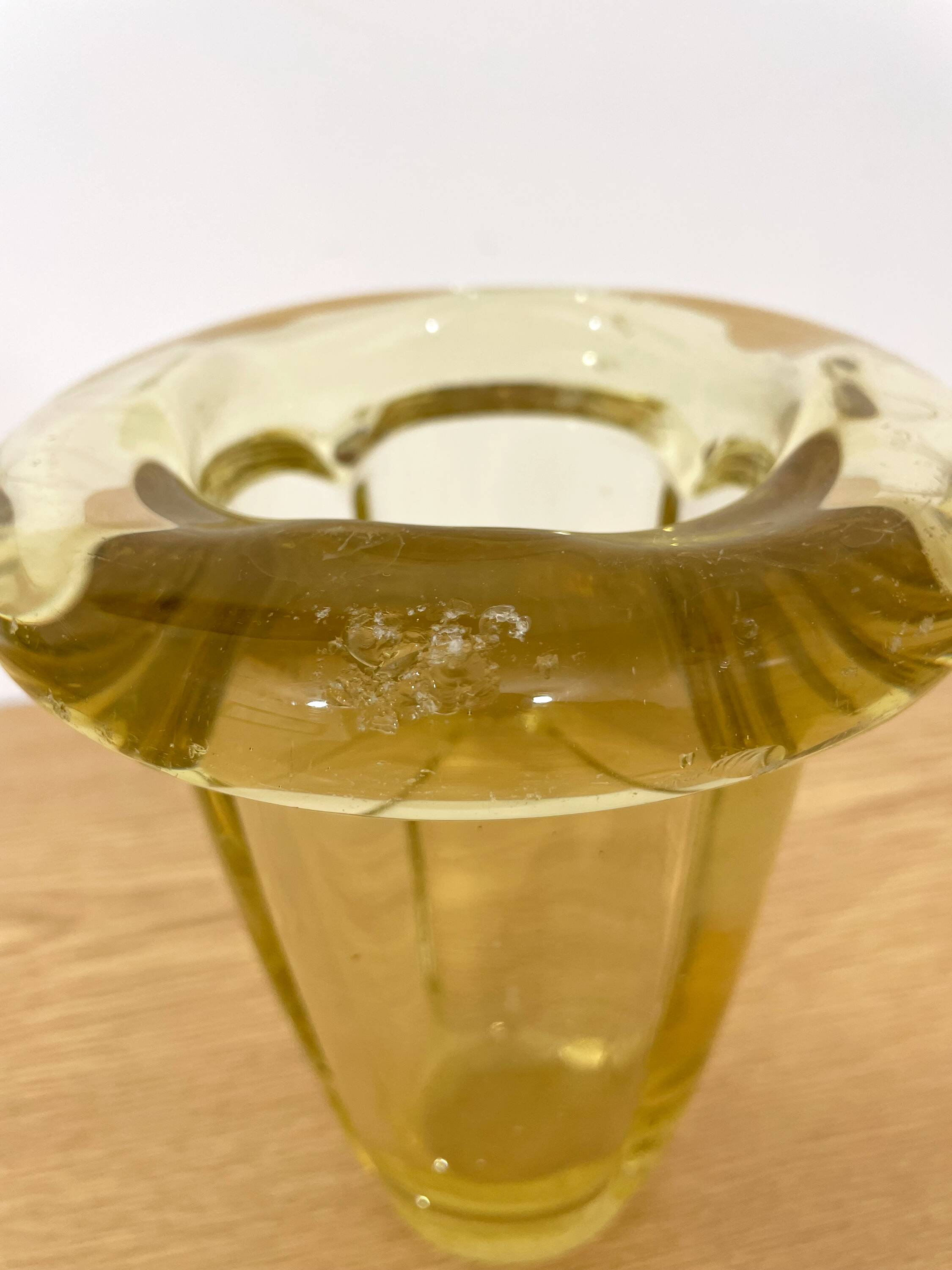 Art Deco vase in thick glass with an inverted rim, 1930s to 1950s.