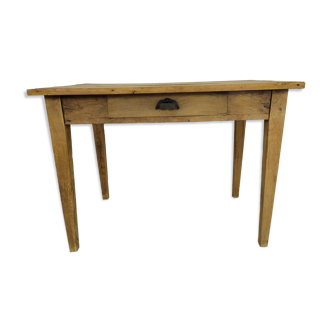 Farmhouse table