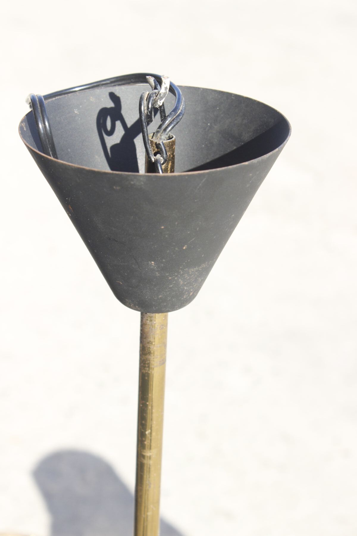 Mid-Century 6-light chandelier in Massive Brass - Iridescent Moulded Glass, Germany 1960s