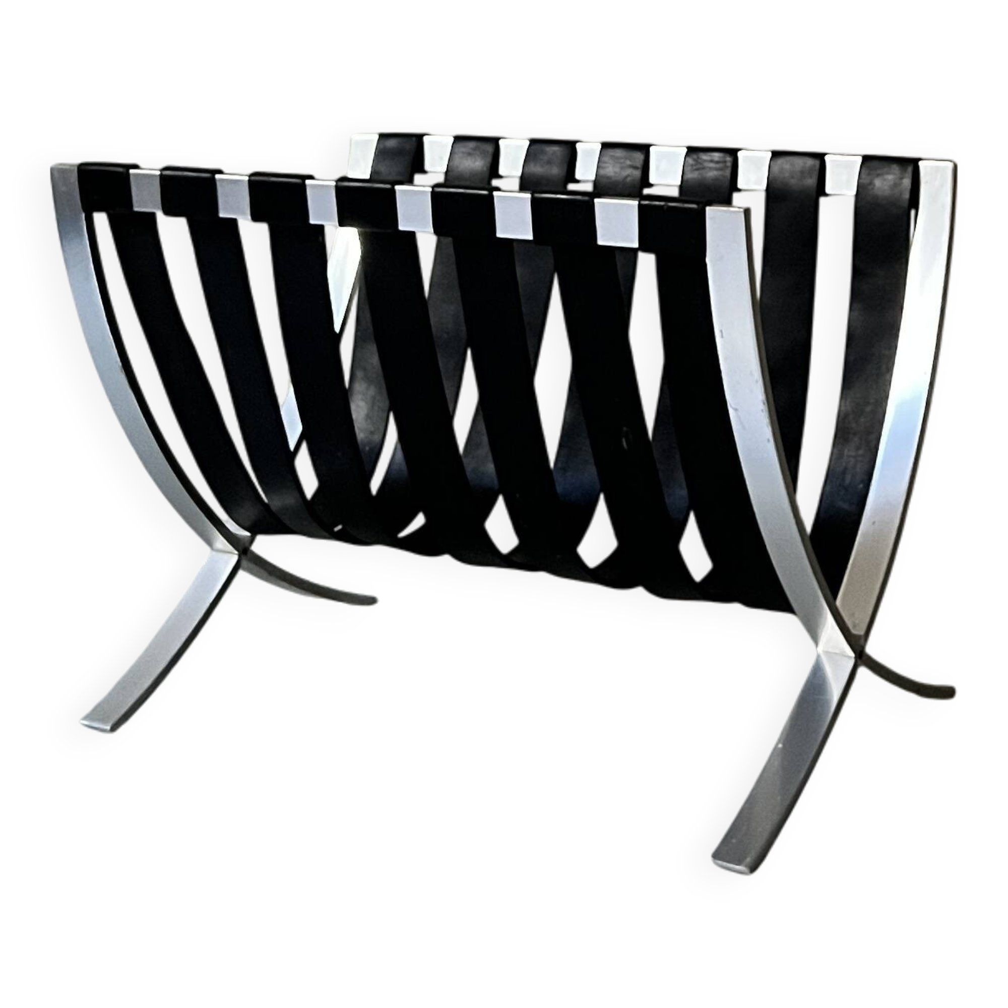 Large Barcelona magazine rack in chrome and leather straps, design circa 1970