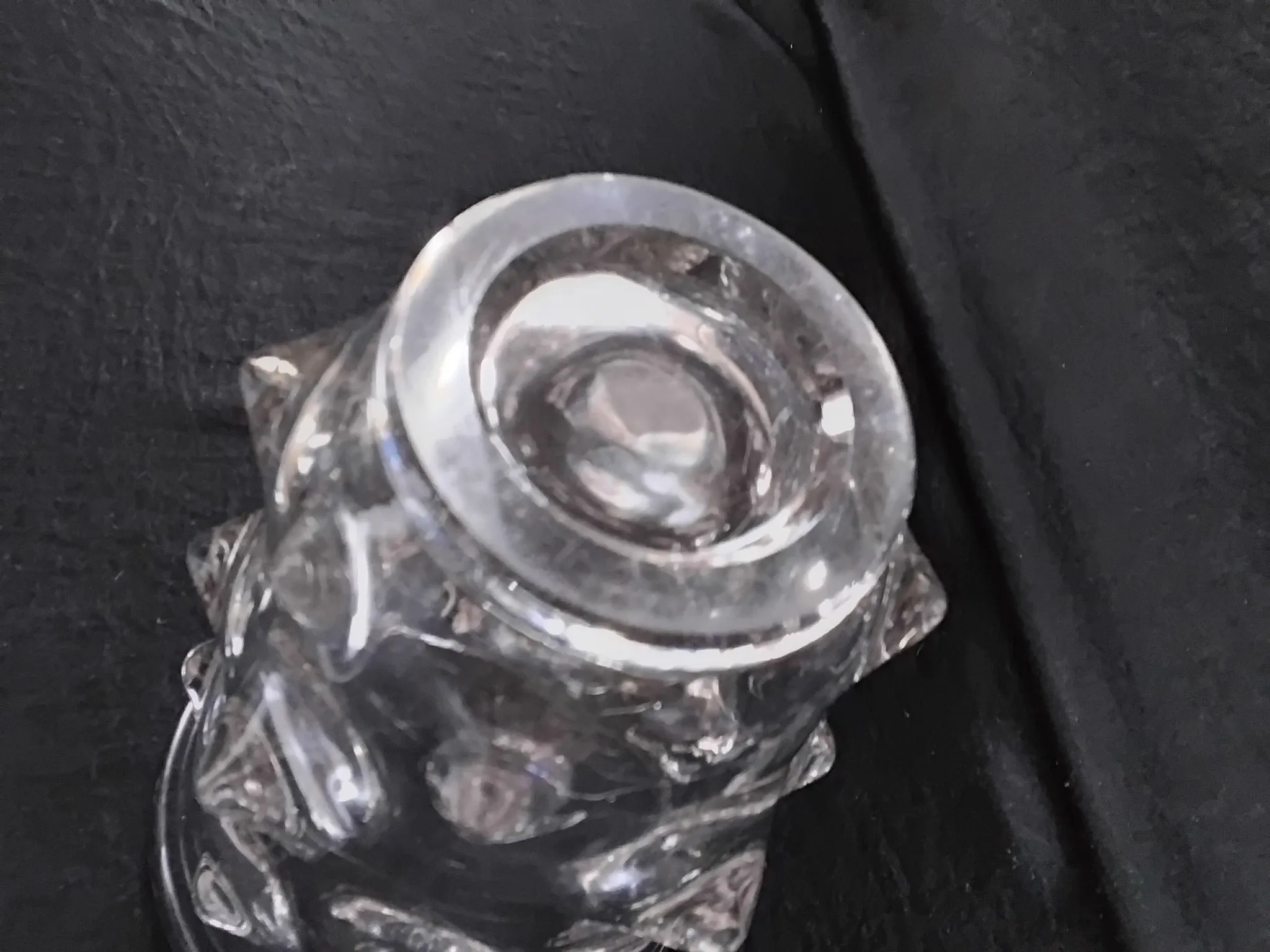 Crystal vase with a peak decoration from the 1960s-1970s.