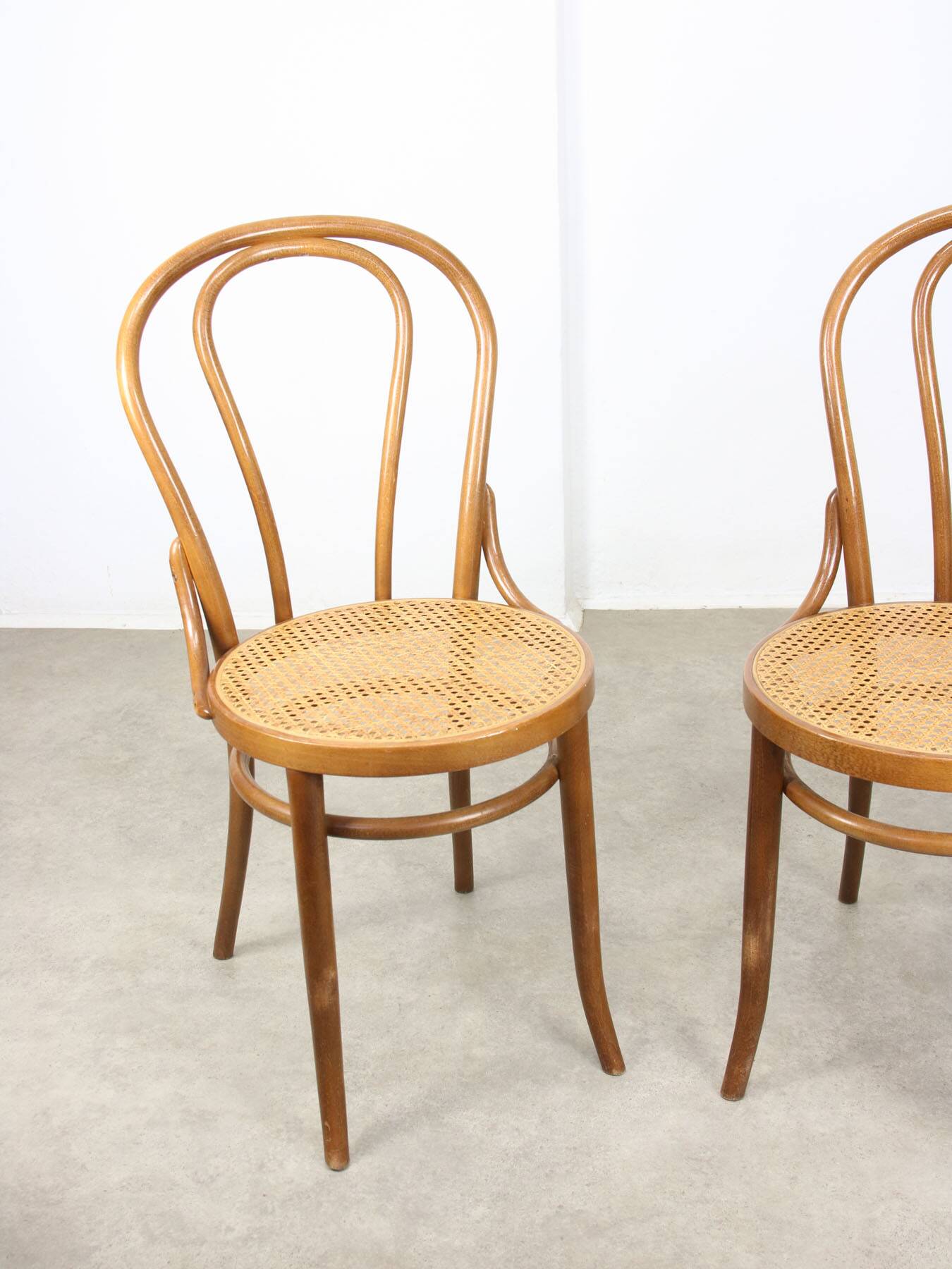 Vintage No. 18 Dining Chairs attributed to Michael Thonet, Set of 2