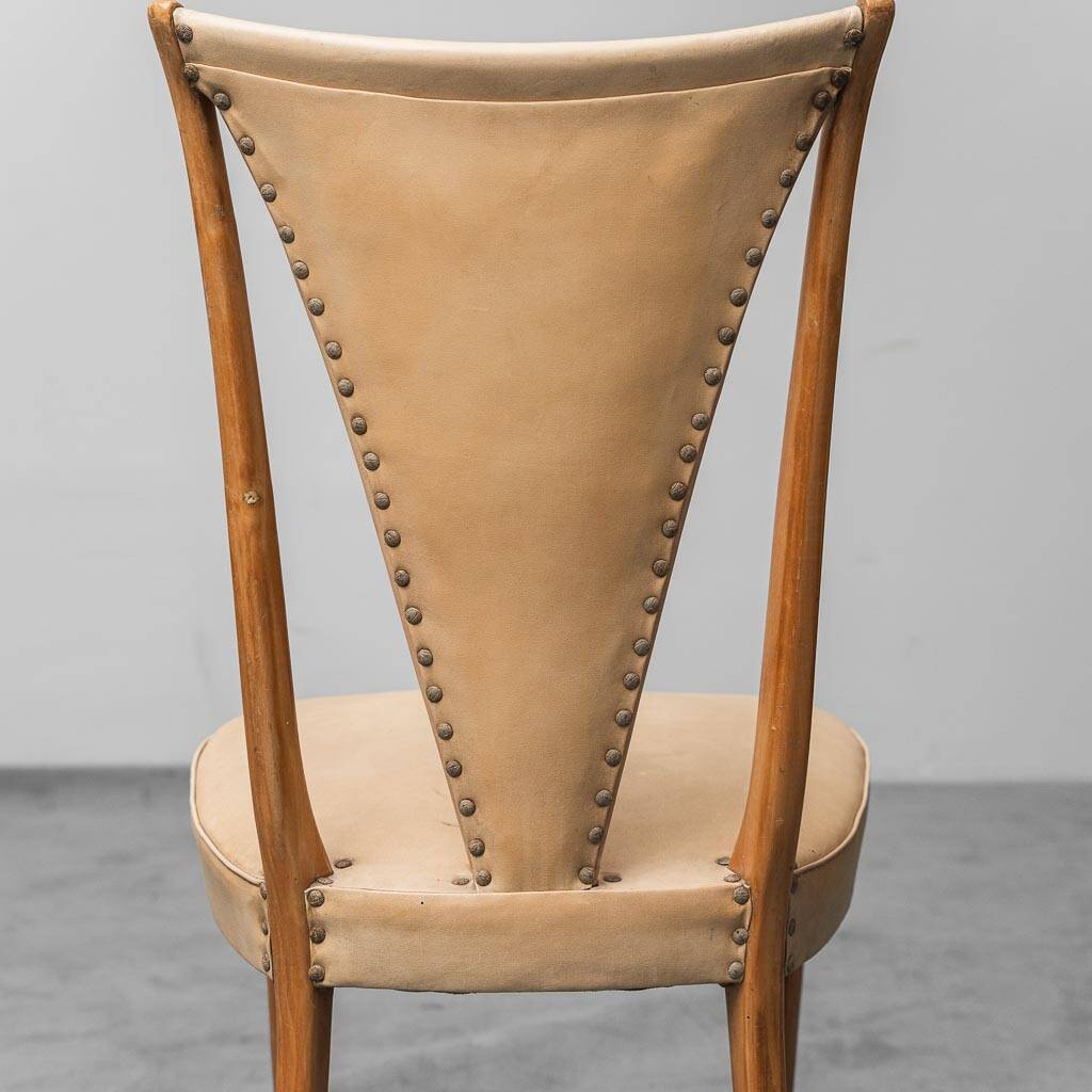 Ensemble de 6 chaises, simili cuir et bois, modernisme vintage années 50