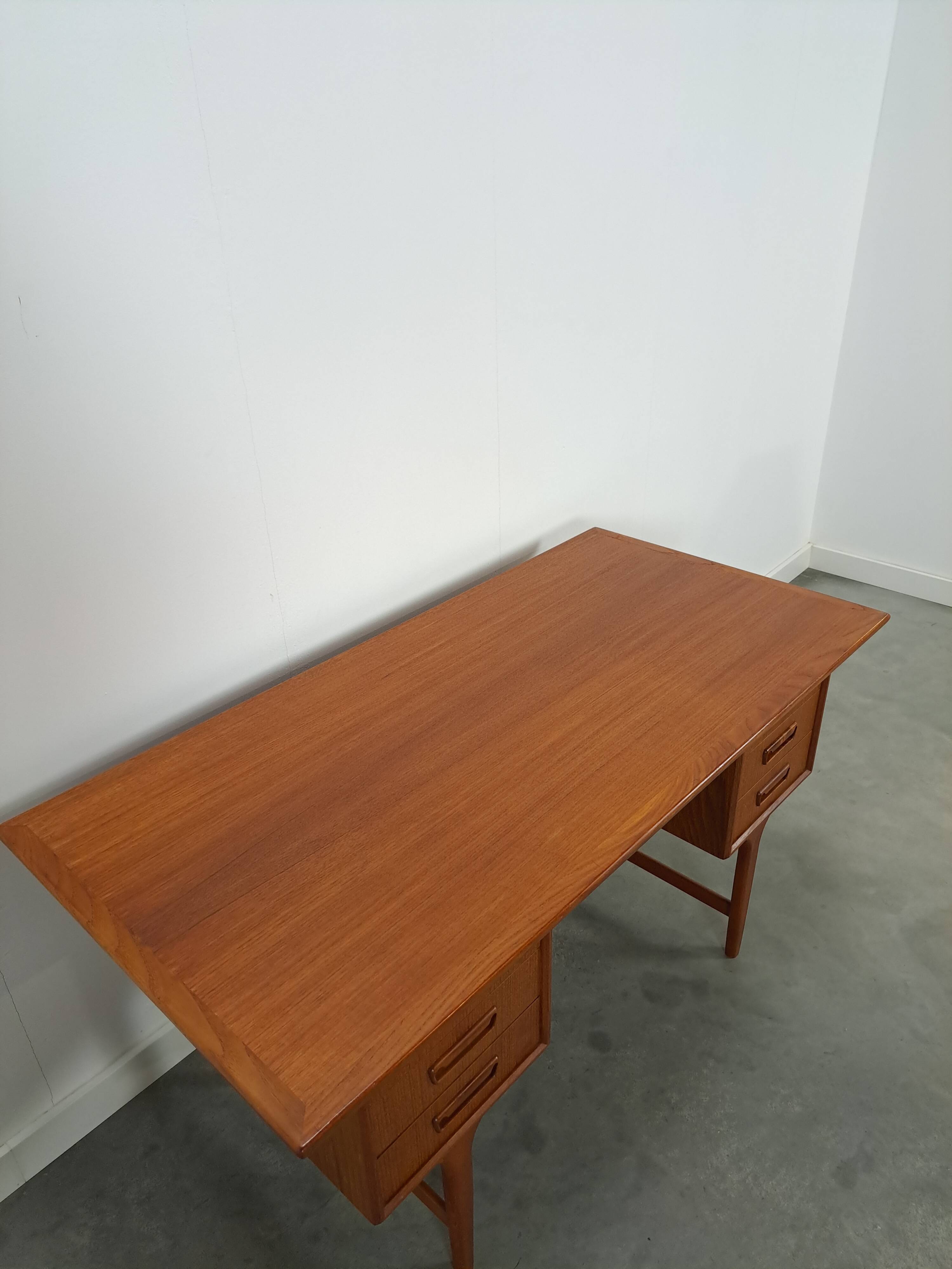Deens design teak bureau Gunnar Nielsen Tibergaard