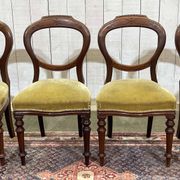 Suite de 4 chaises anglaises Victoriennes 19ème en Acajou