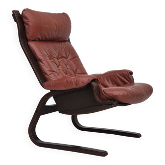 Années 1970, design scandinave, chaise longue, d'origine très bon état, cuir marron.