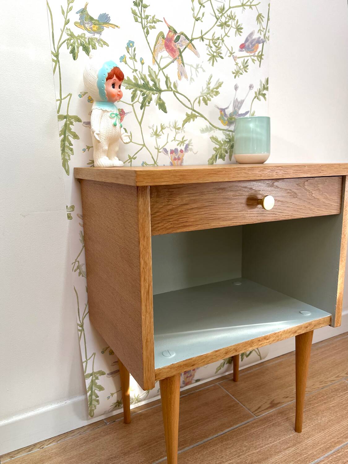 Vintage mizzle bedside table