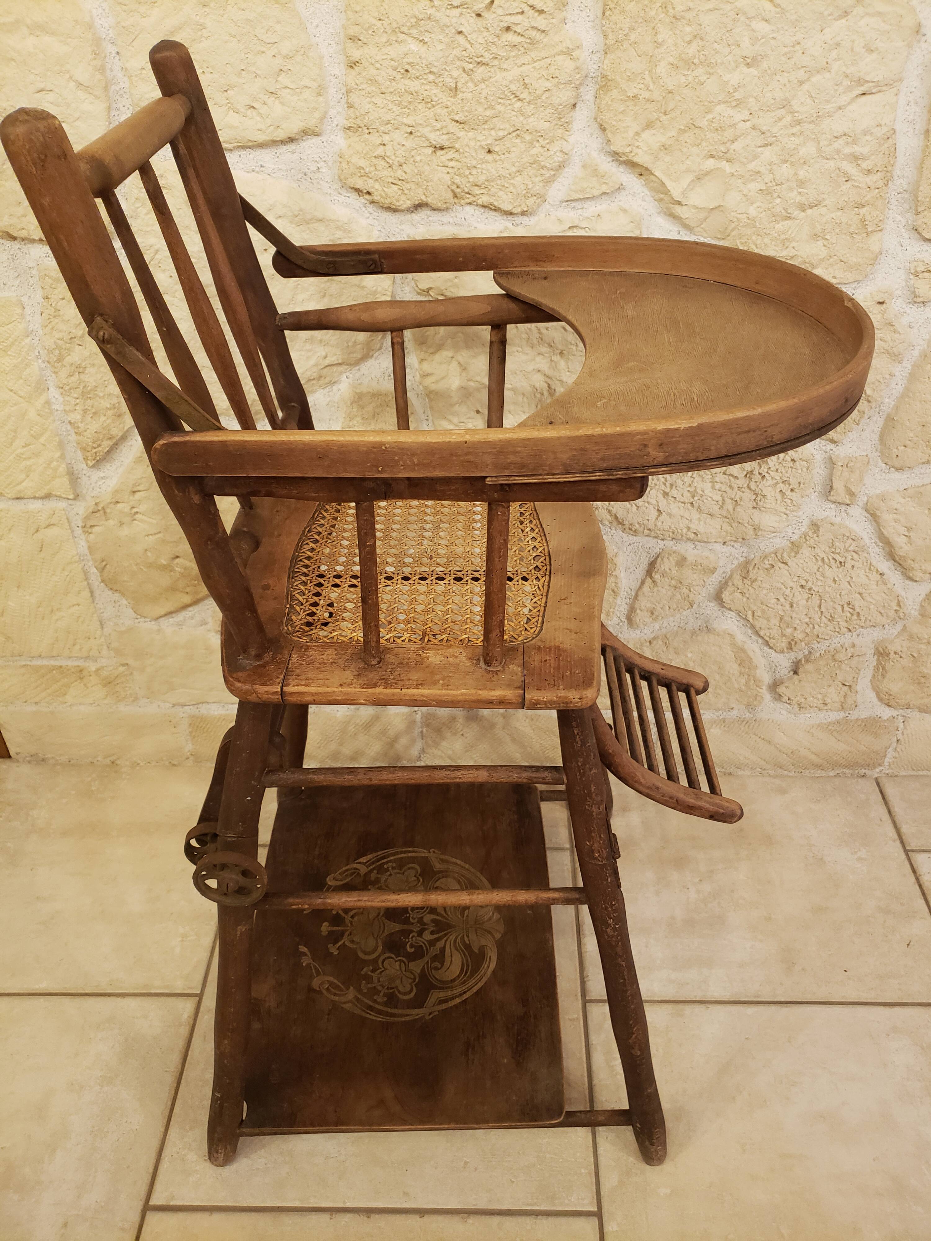 Ancienne chaise haute cannée baumann transformable en bois 