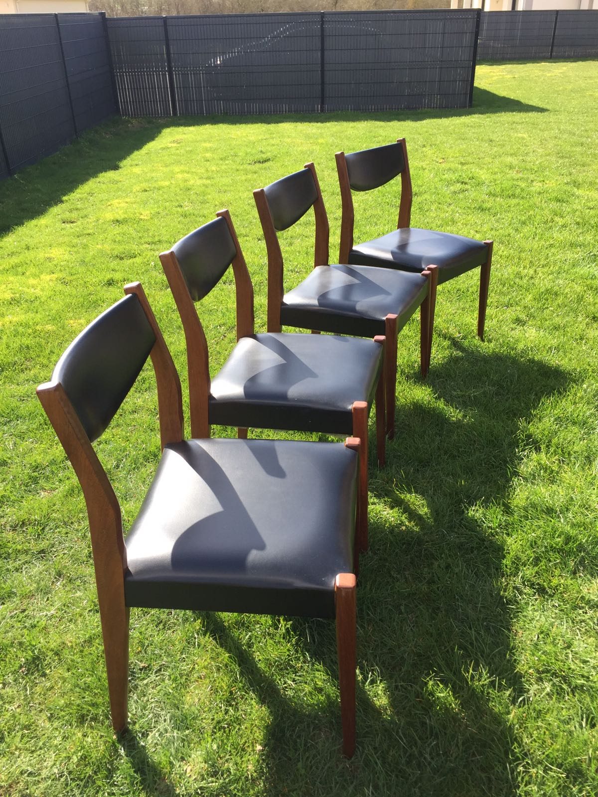 Set of 4 Scandinavian chairs from the 60s in black skai
