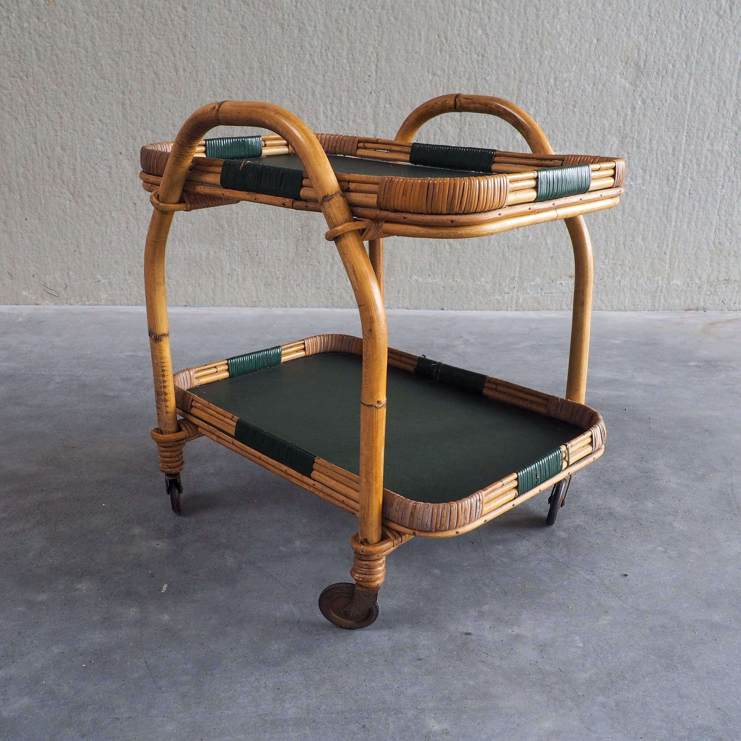 Chariot de service en bambou vintage