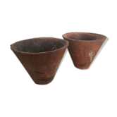 2 old resset pots used in gemming