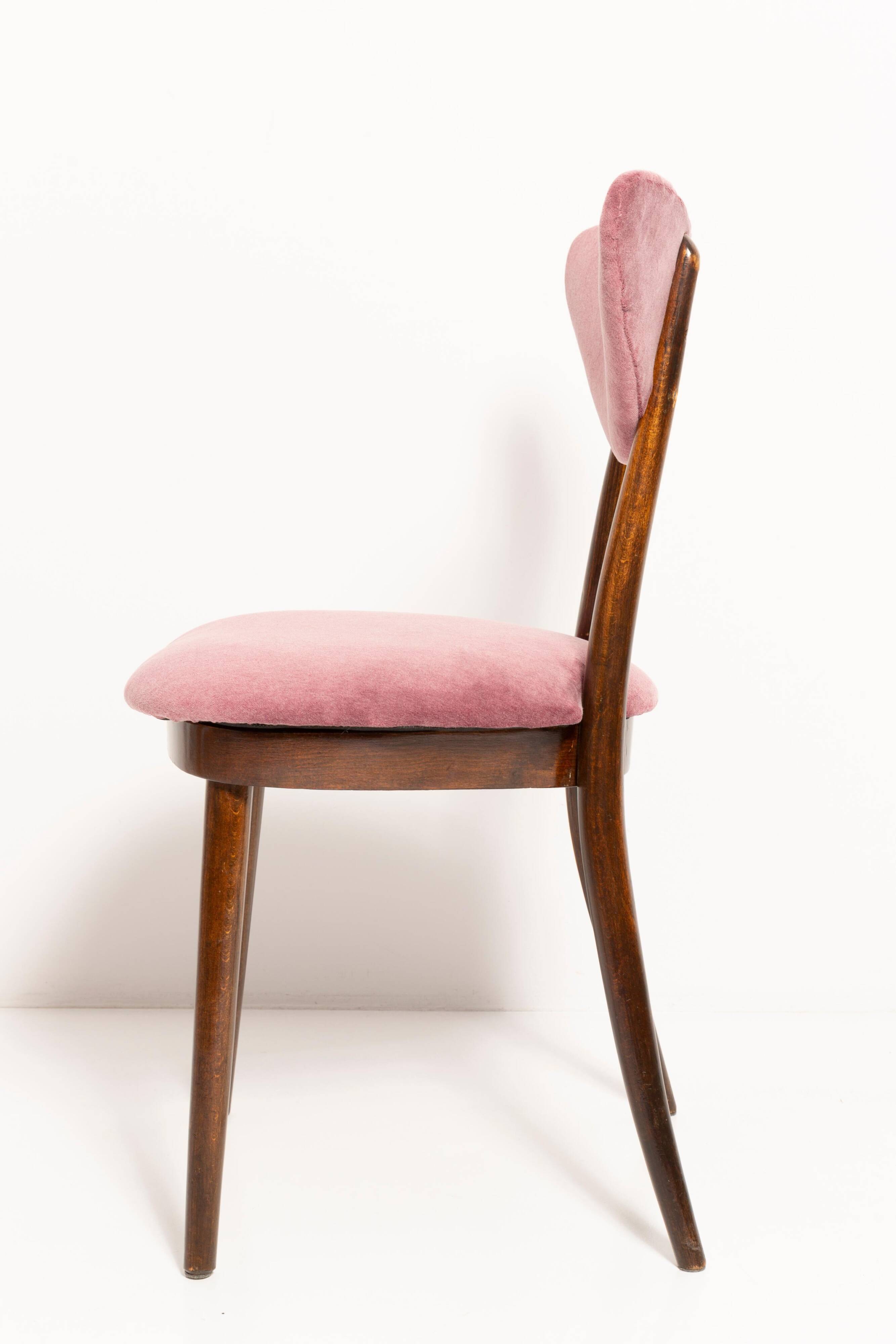Chaise cœur en velours coton bordeaux violet milieu du siècle