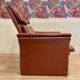 Fauteuil design cuir ajustable et modulable.