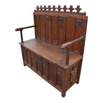 banc coffre en bois sculpté
