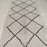 Handmade moroccan berber rug 270 x 140 cm