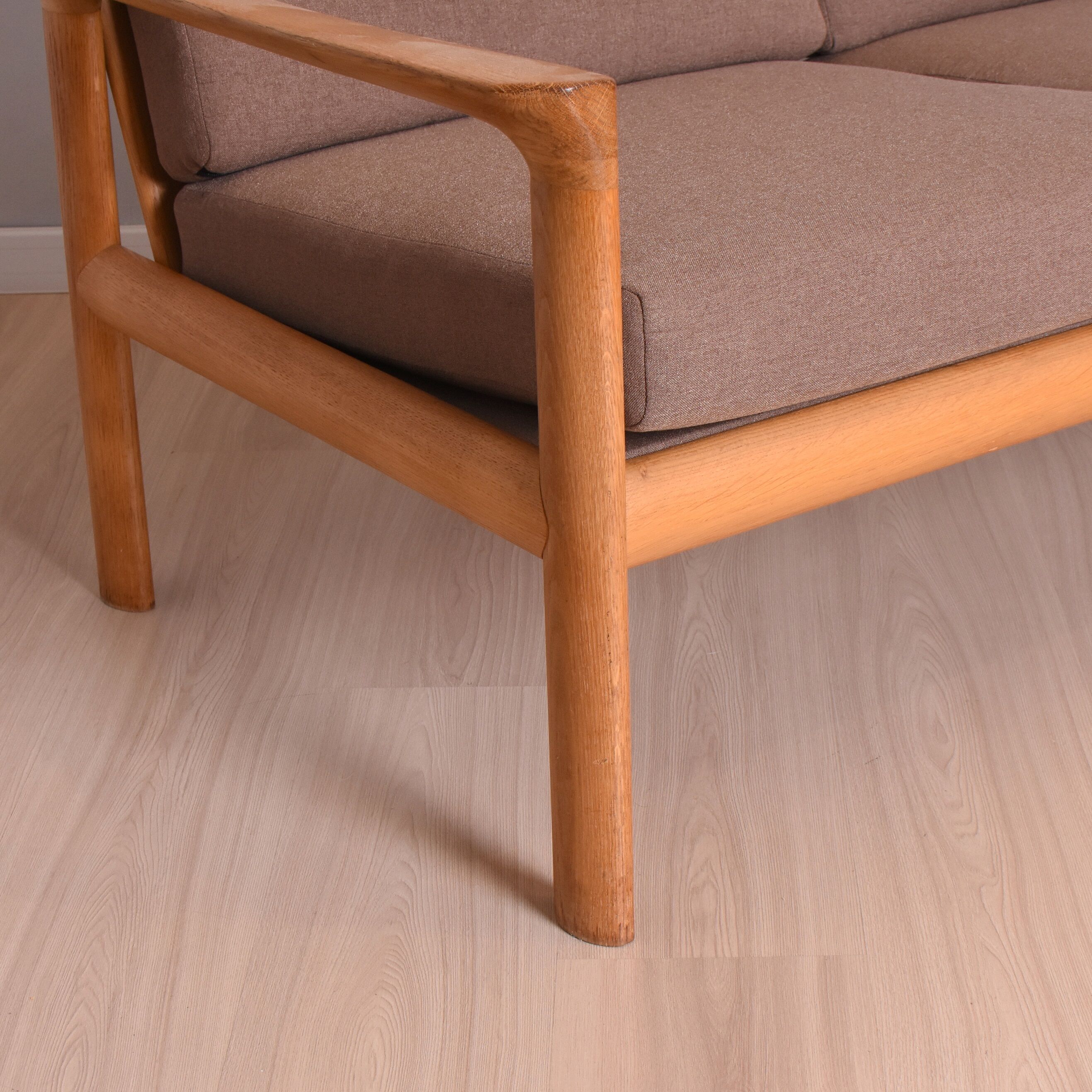 Mid-Century danish oak sofa by Sven Ellekaer for Komfort, 1960s