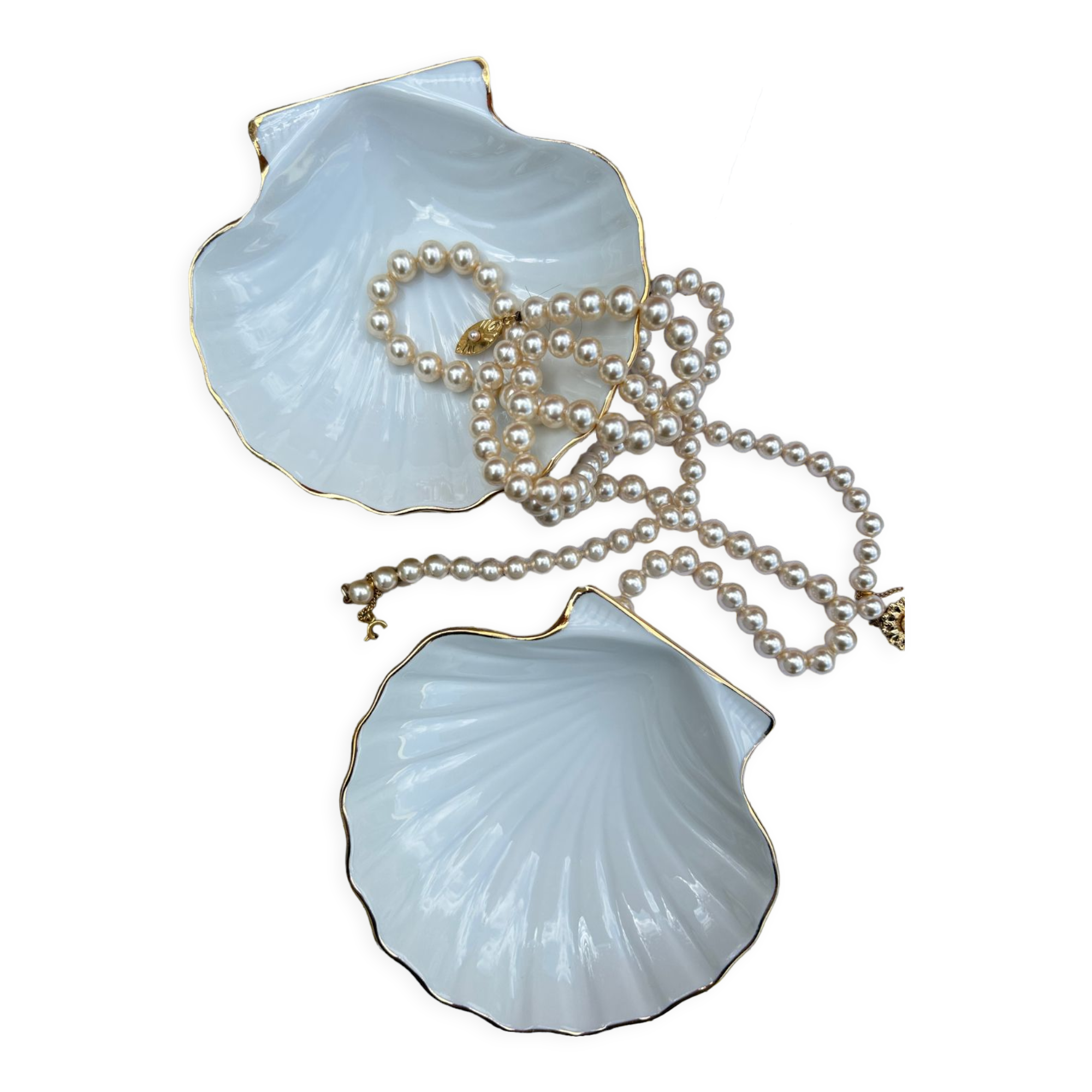 Lot 2 porcelain shells Hôtel de Crillon