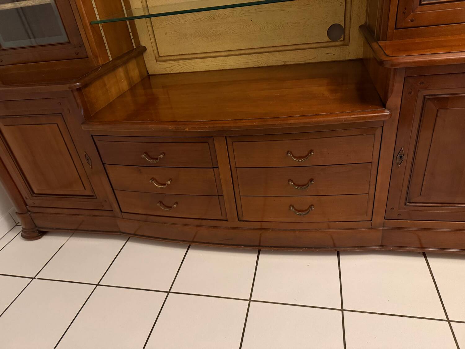 set of 2 solid wood furniture pieces