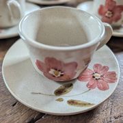 Saint-Amand Camelia – 6 hand-painted cups and saucers – 1950s/1960s