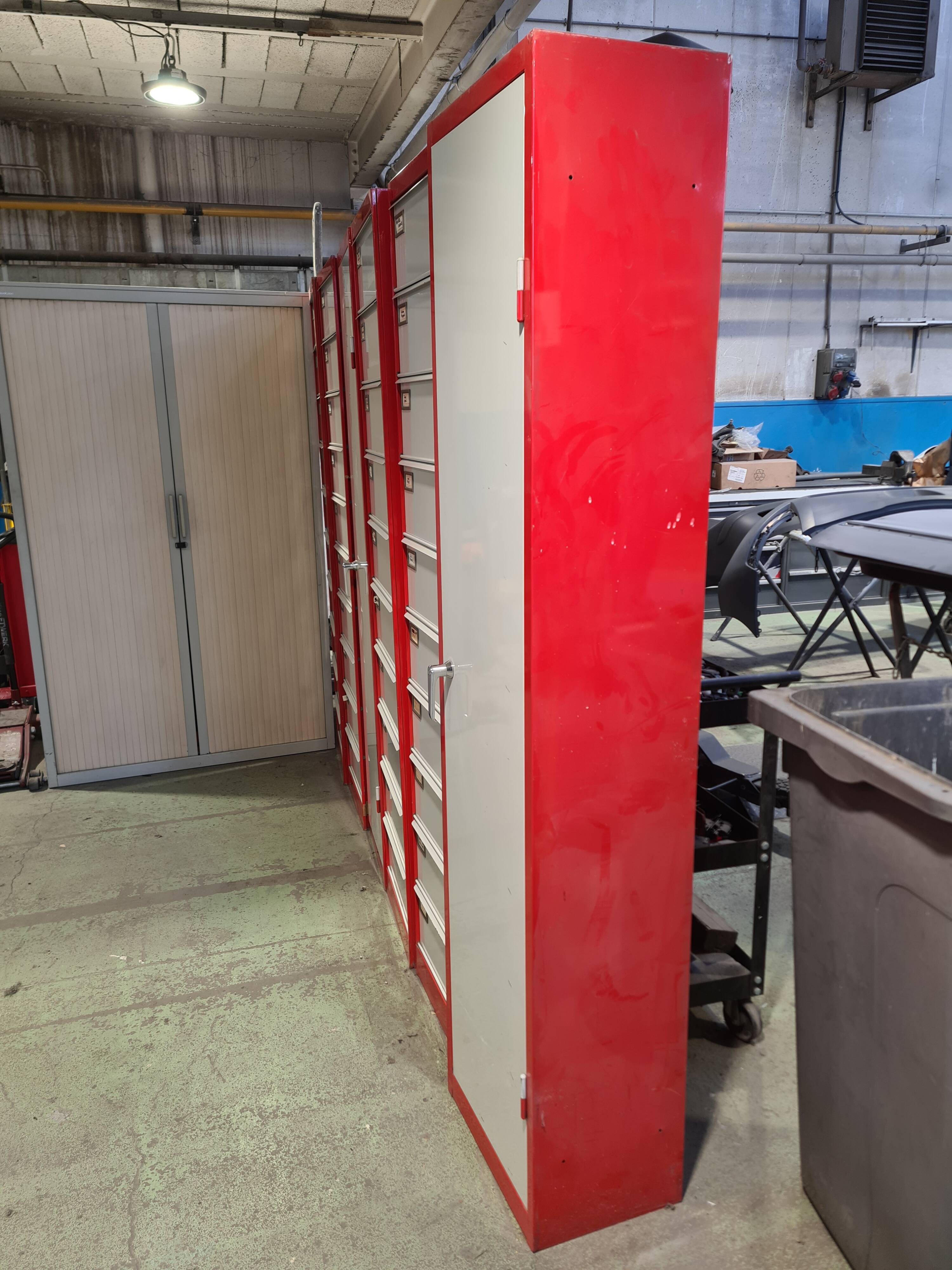 Metal cabinet with flaps and doors (90s)