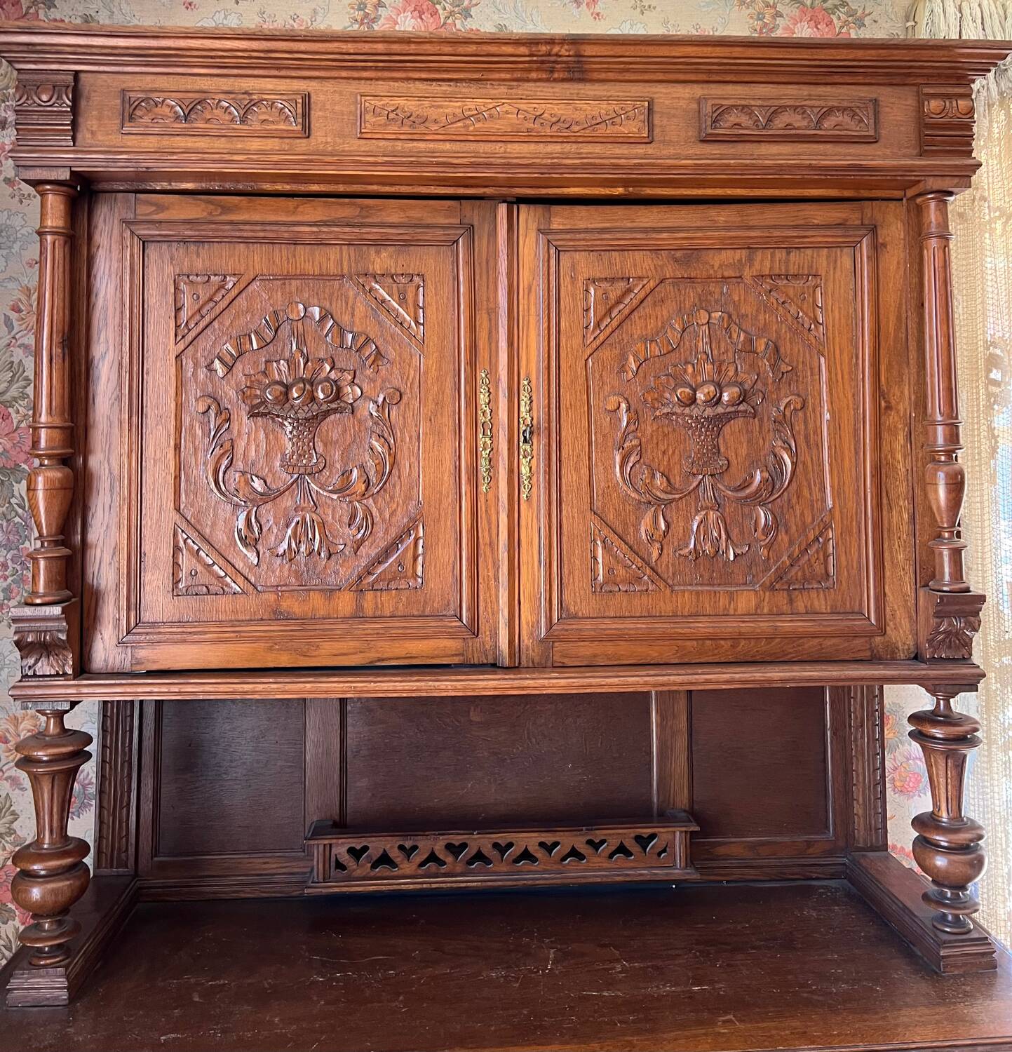 Meuble en chêne Henri II