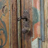 Armoire de mariée peinte d'art populaire