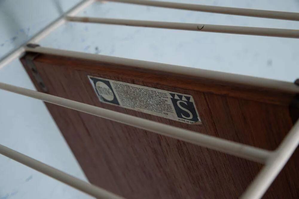 Vintage Nisse String modular wall system