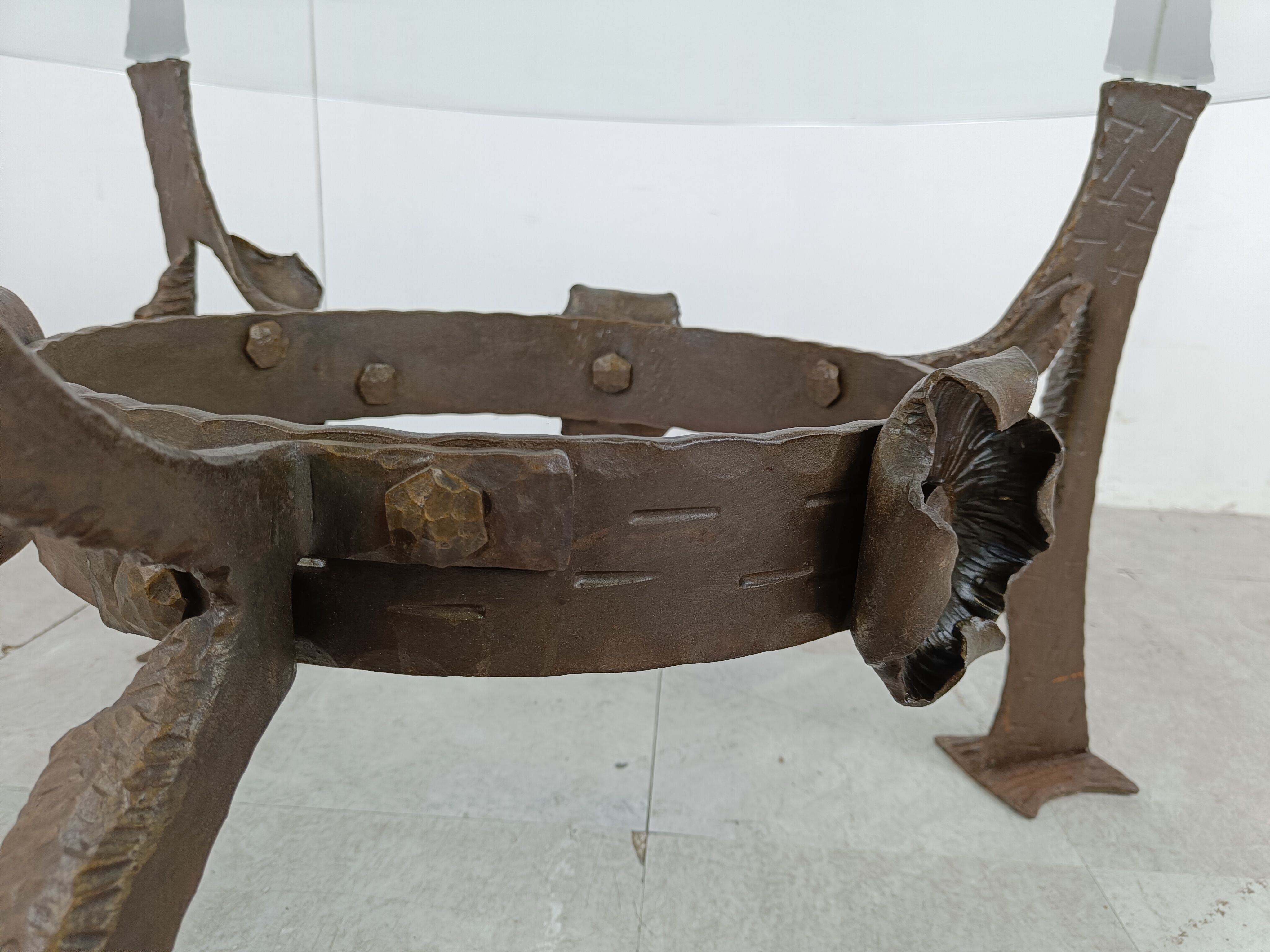 Sculpted steel flower coffee table, 1970s