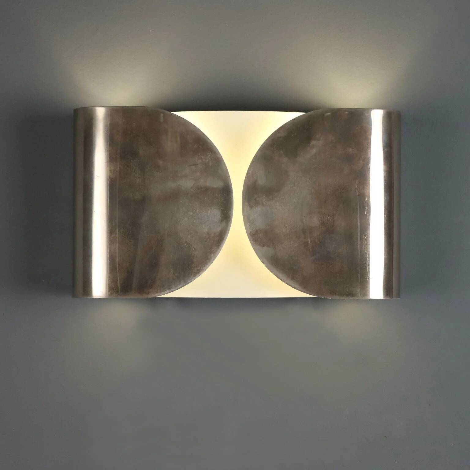 Vintage wall lamp Flos Foglio, design by Tobia Scarpa, 1980s.