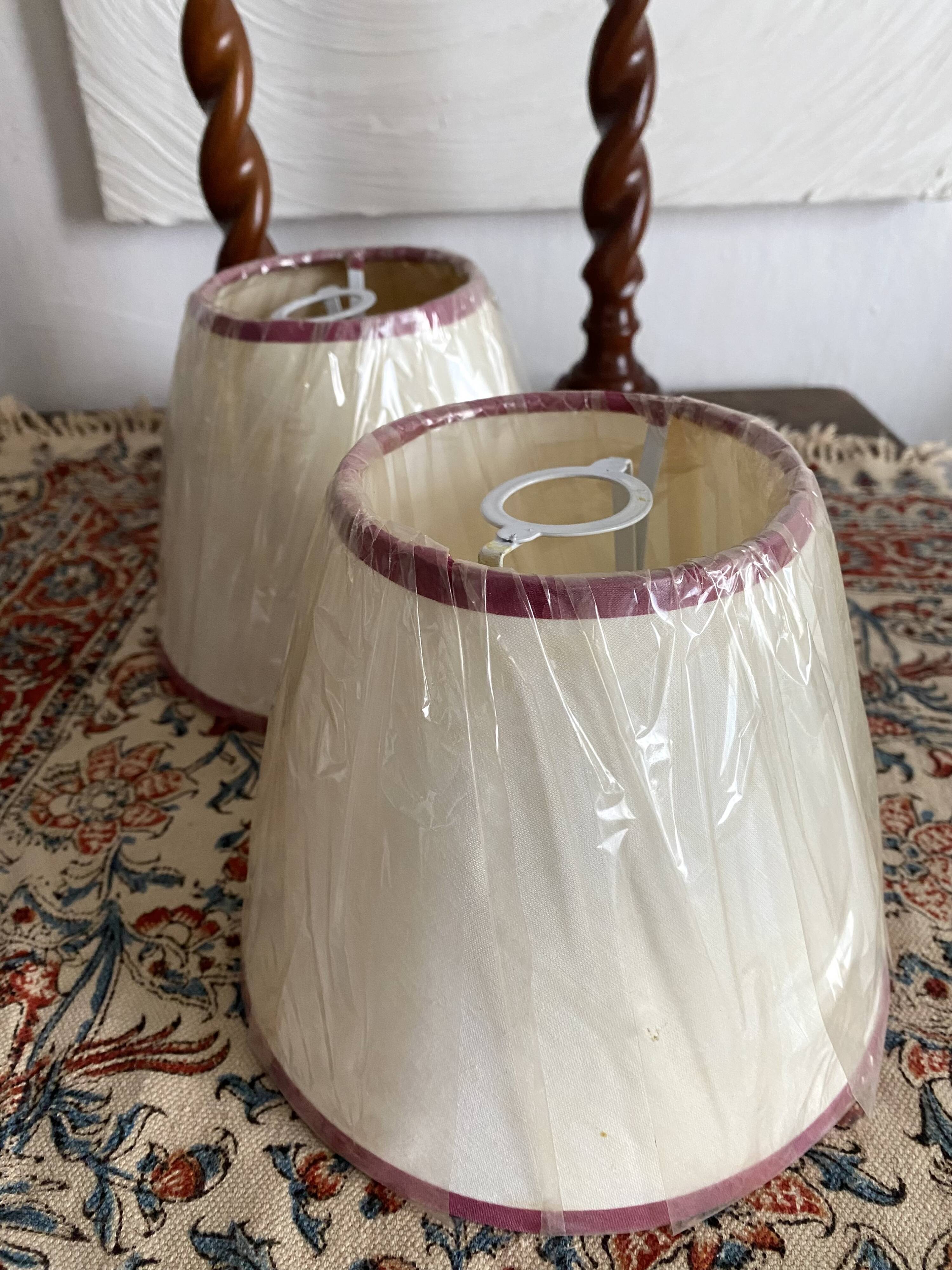 Pair of twisted wooden base lamps