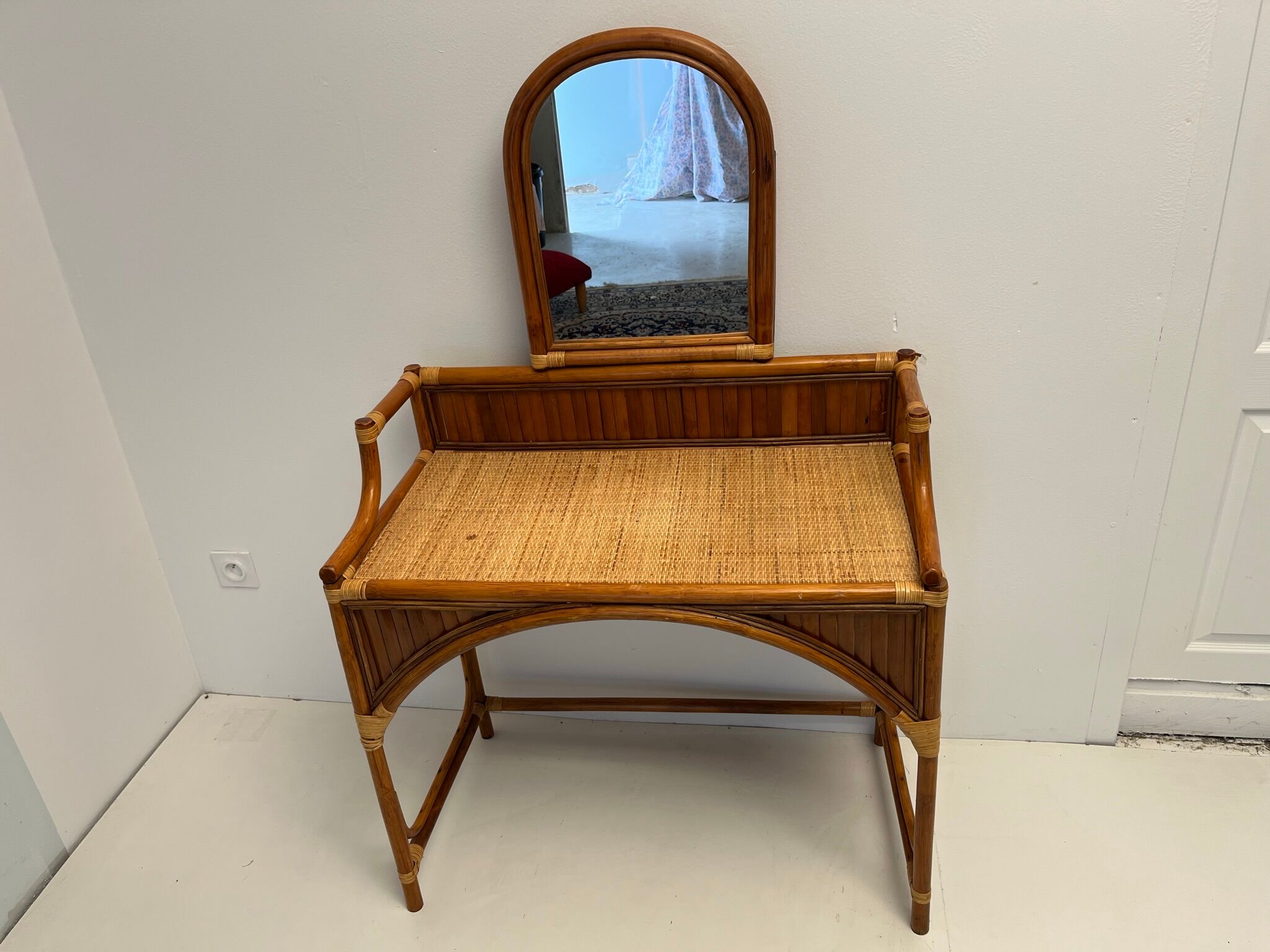 Coiffeuse bureau en rotin et bambou vintage