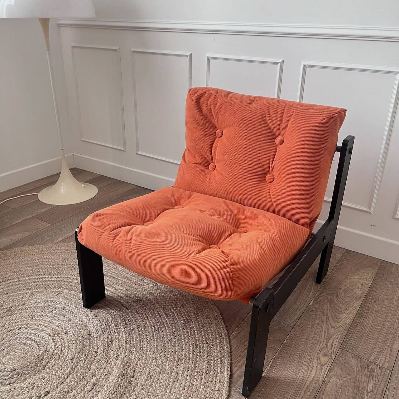Fauteuil velours orange années 80