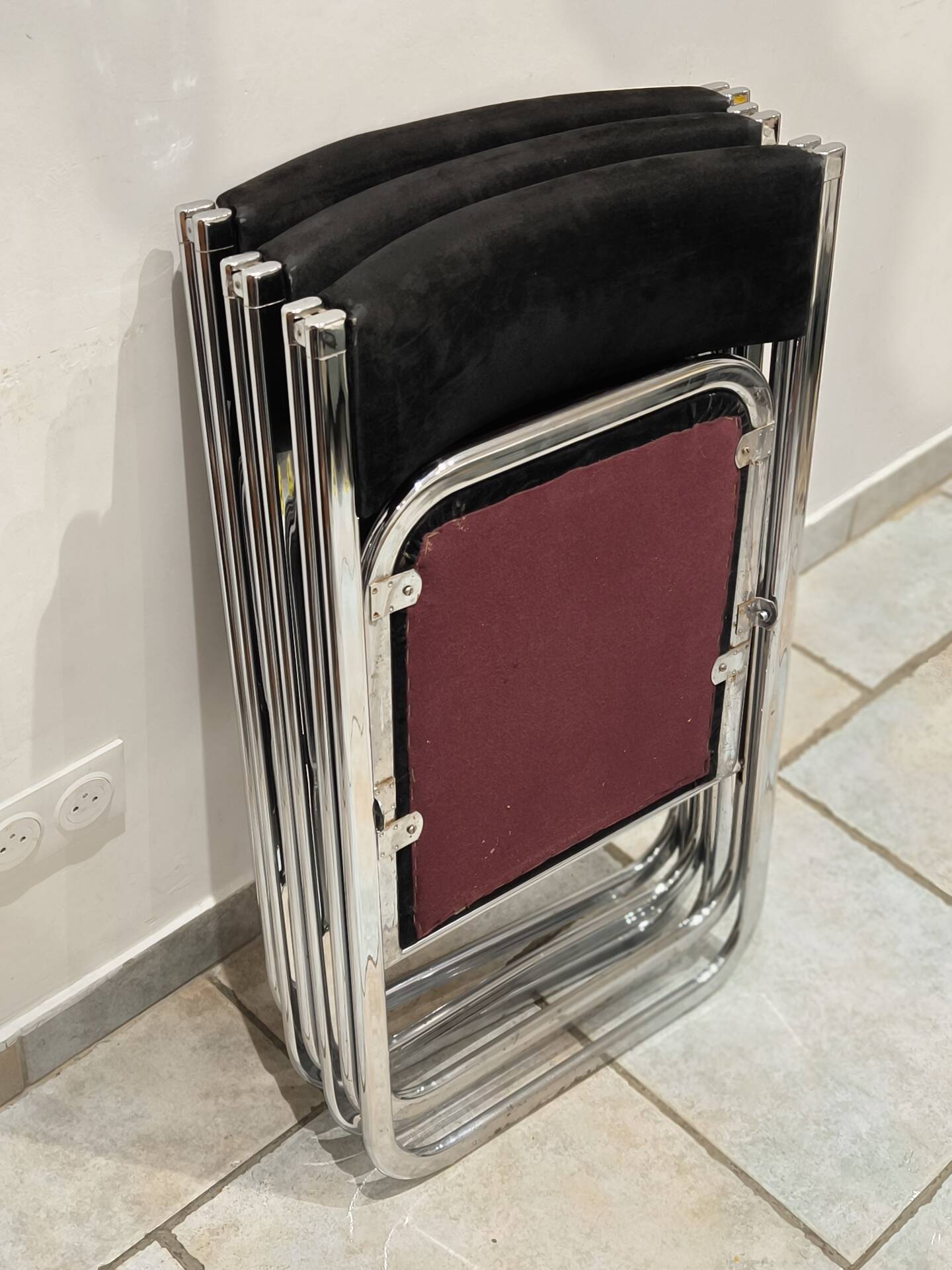 3 Tamara folding chairs from the 1970s