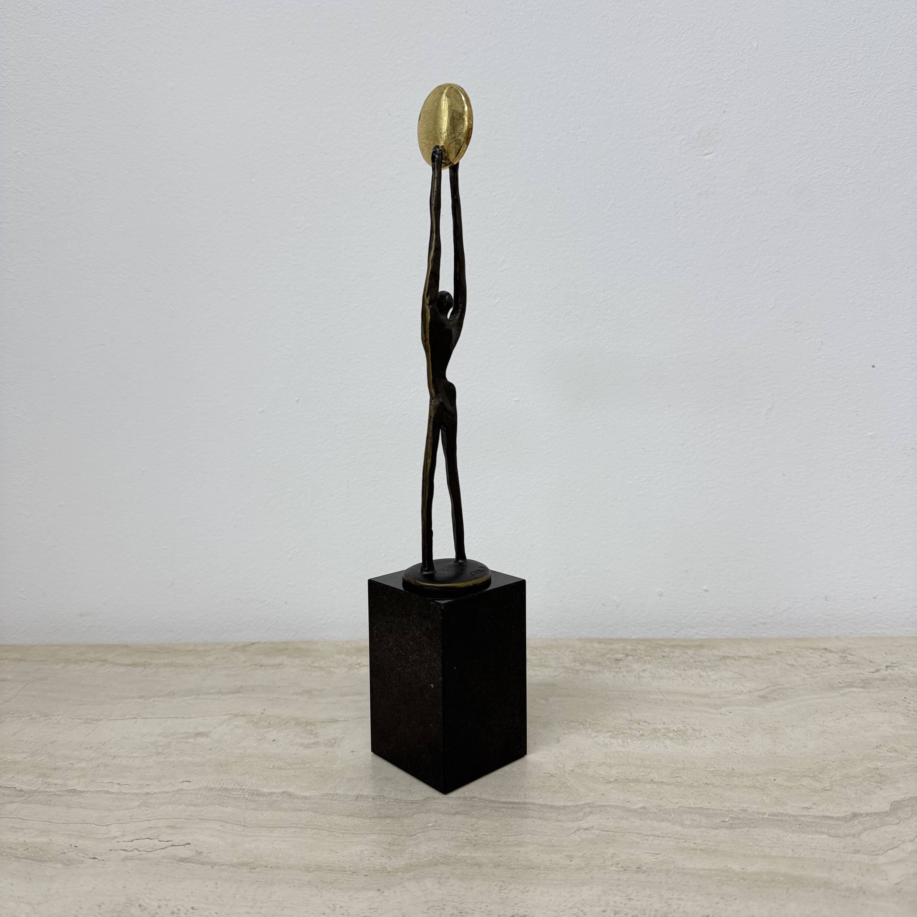 Corry van Ammerlaan for Artihove sculpture