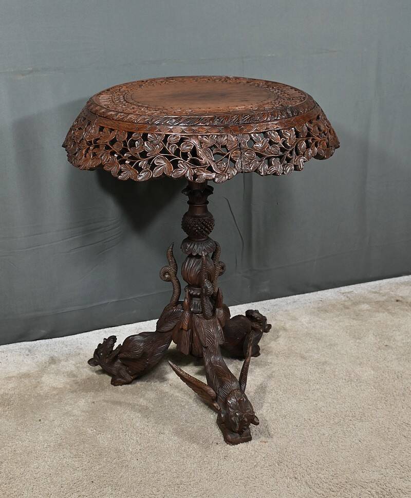 Anglo-Indian Pedestal Table in Exotic Wood – Late 19th Century