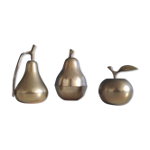 2 poires et 1 pomme en laiton