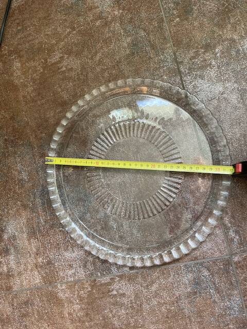 Vintage glass pie dish or tray arcoroc